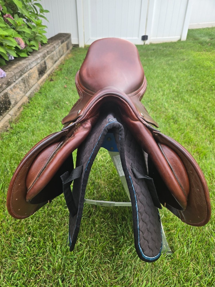 17.5 Ovation San Telmo Saddle