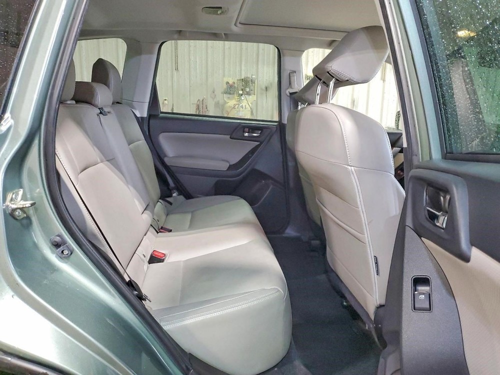 FORESTER 2018 Glove Box 2129551