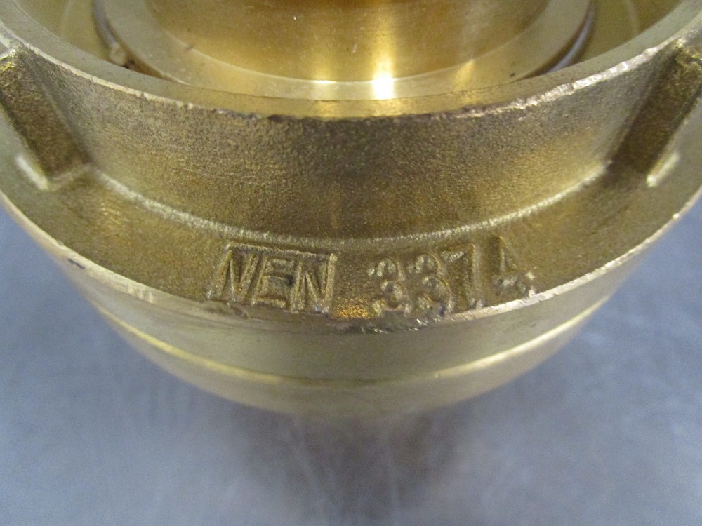 NEW 3374 fire hose brass connectors Coupling
