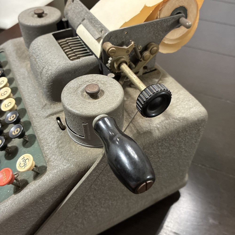 Antique 1925 Burroughs Portable Adding Machine Calculator Tape Register READ