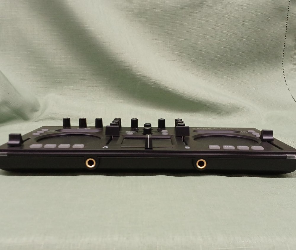 KORG KAOSS DJ USB DJ Controller & Audio Interface with Touch Pad FX From Japan