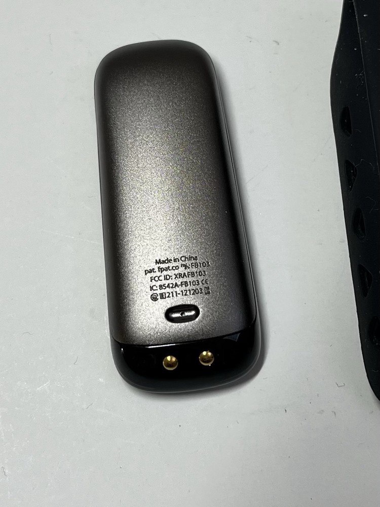 Fitbit One Wireless Activity Plus Sleep Tracker Black No Charger UNTESTED