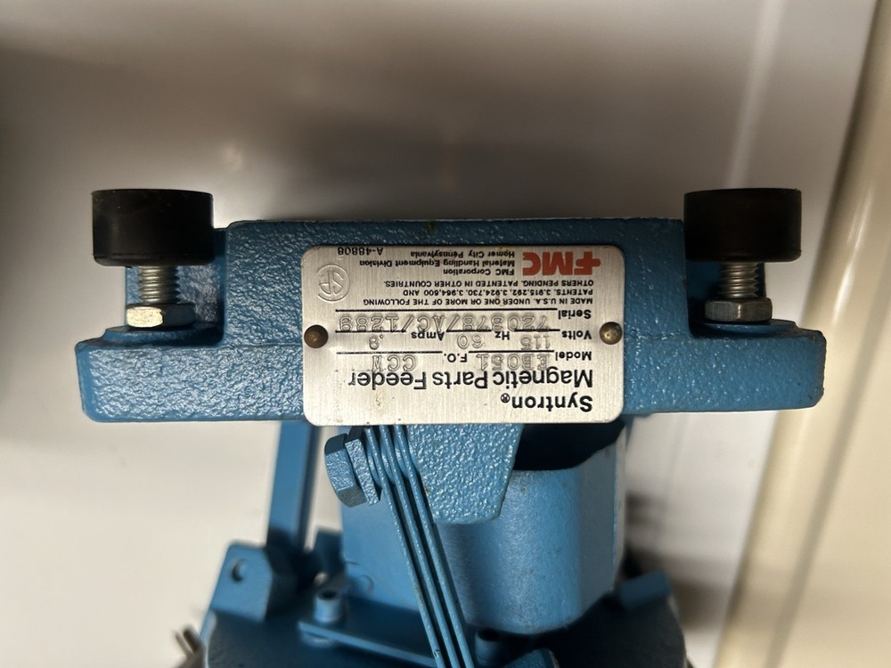 FMC 6” Syntron Magnetic Vibratory Feeder