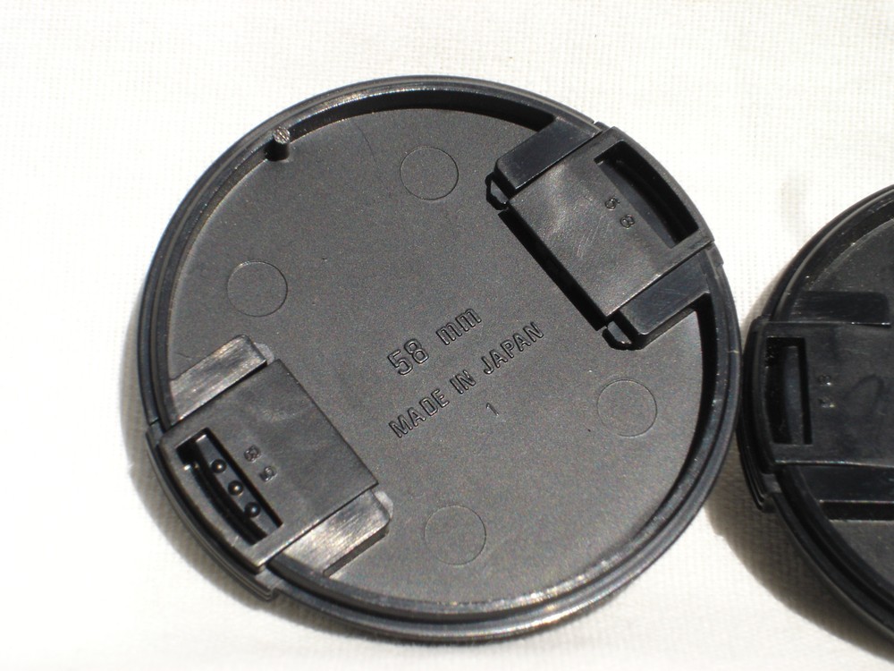 QUANTARAY 58mm plastic front lens cap Black Logo #00399