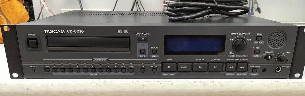 TASCAM CD-6010 CD player #BE11017