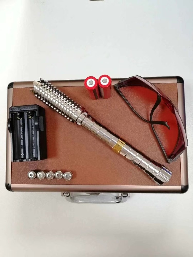 high power blue burning laser pointer 50000 mw laser pointer high power Focus