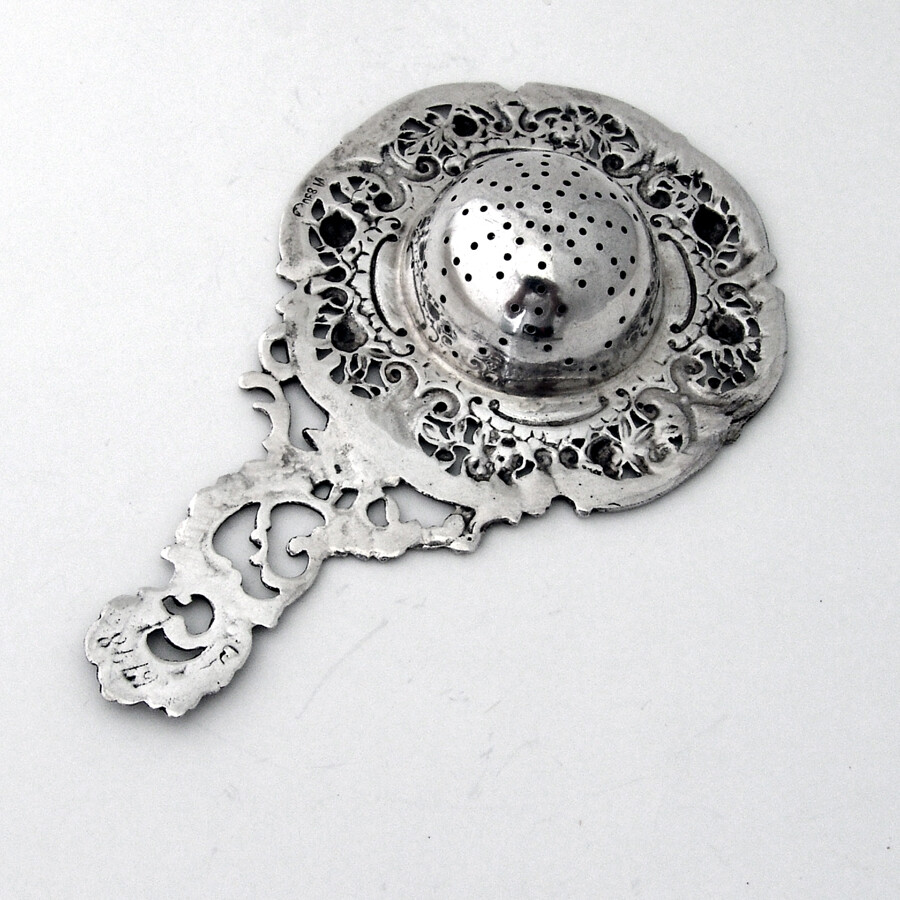 Openwork Baroque Design Tea Strainer 830 Silver