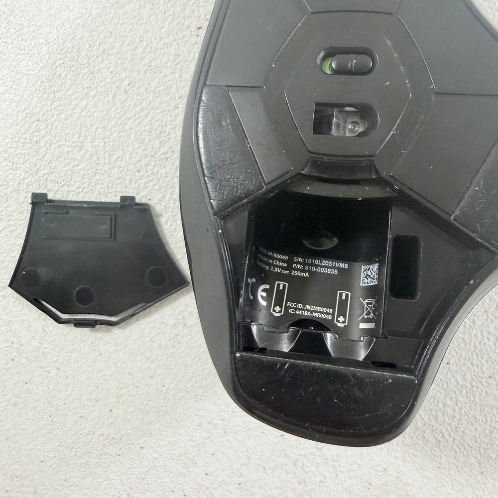 Logitech G602 Wireless Gaming Mouse 11 Buttons with USB Dongle Fully Functional