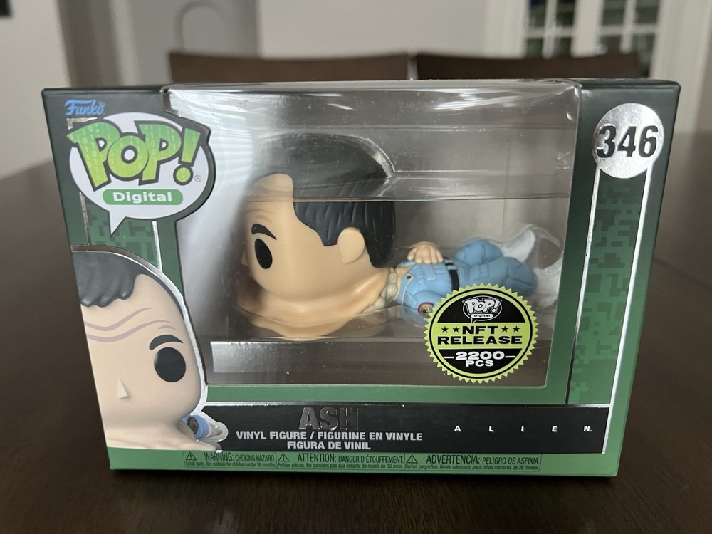 Funko Pop Digital Alien # 346 Ash w/Soft Protector