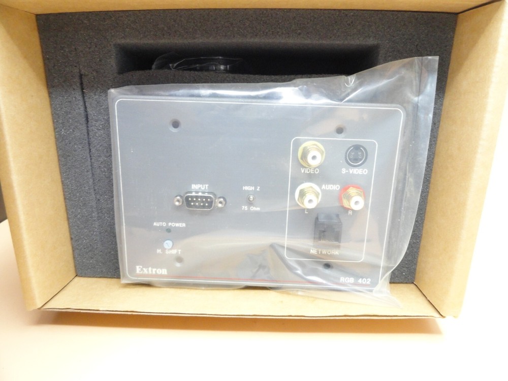 Extron RGB 402 Gray Mountable Interface (Qty 1)