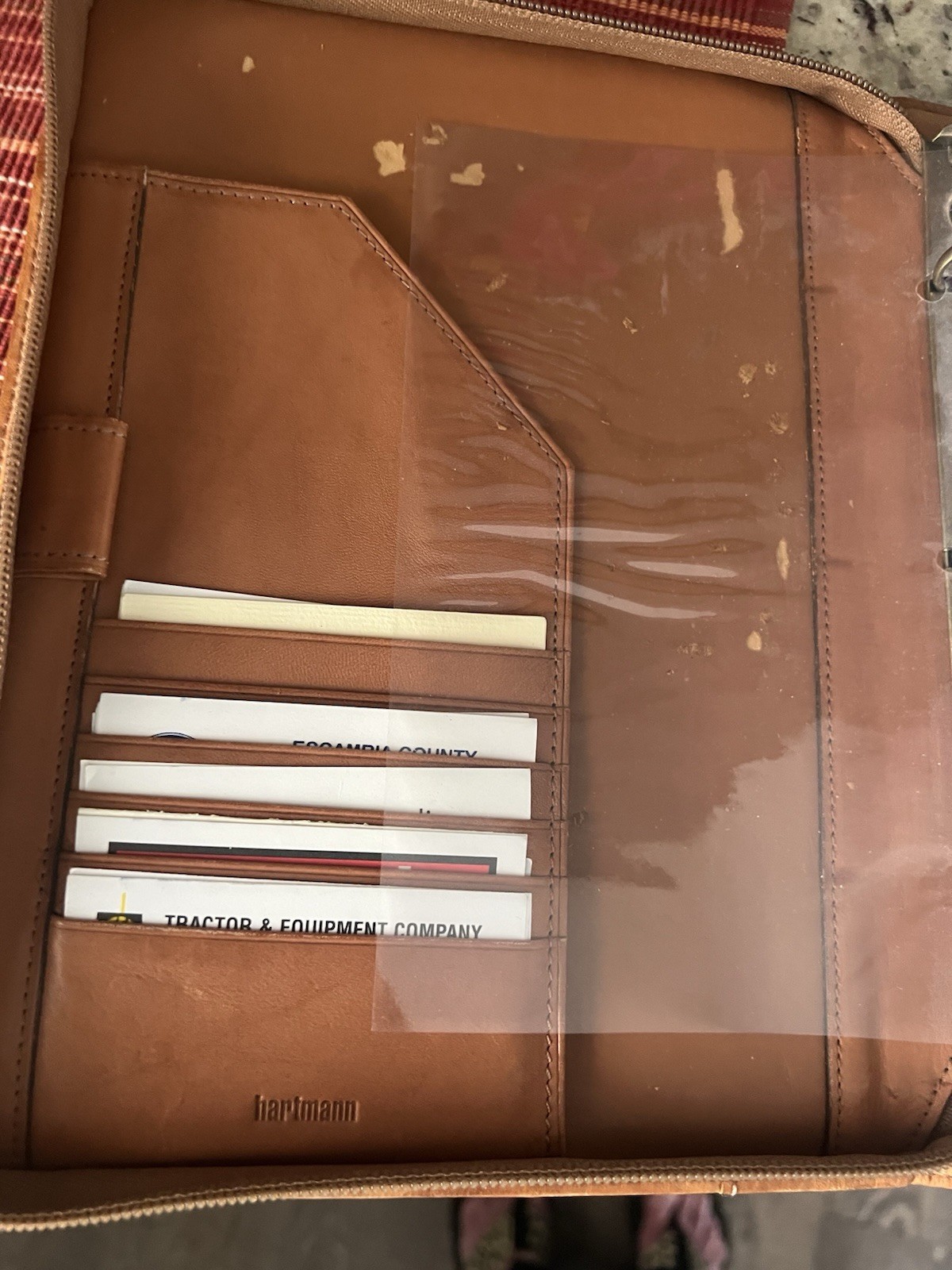 Hartmann Reserve Belting Leather 653 Zip Around 3-Ring Binder