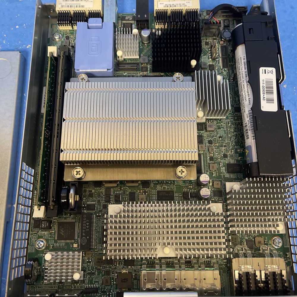 NETAPP 111-01324+C1 SAS SFP CONTROLLER MODULE