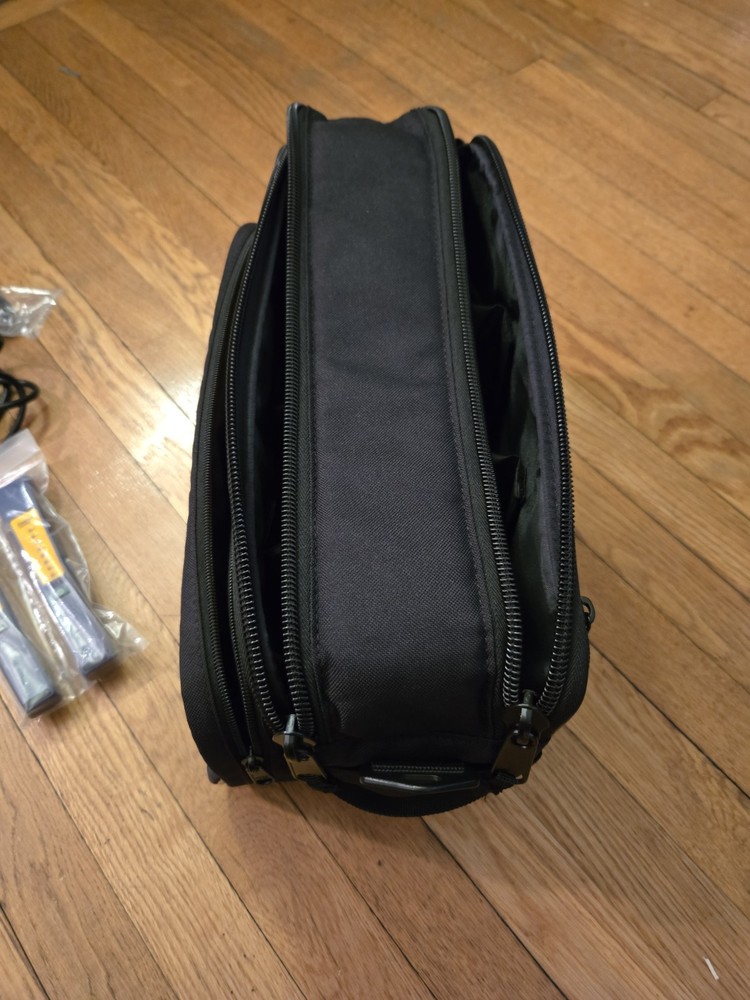 FLUKE NETWORKS FTK1375 MULTIMODE FIBER POWER METER & SOURCE INSPECTION KIT