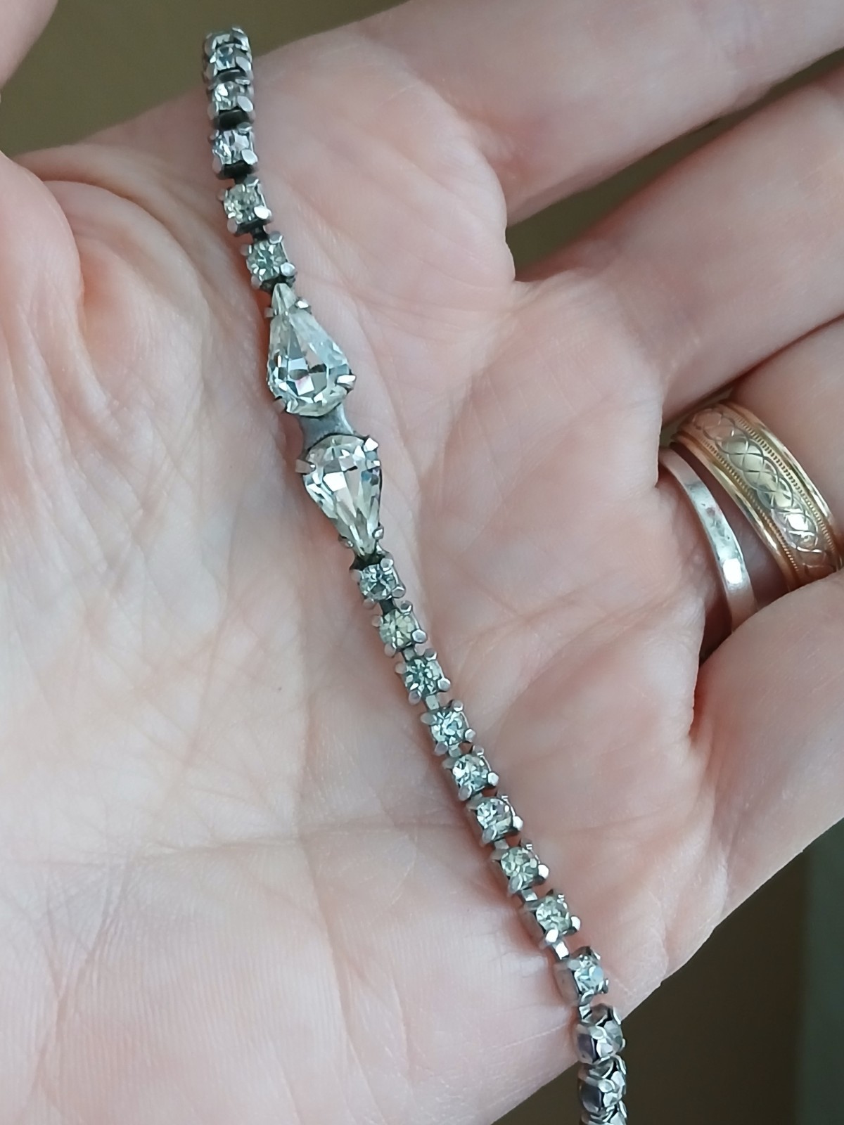 Vintage Joseph Weisner Silvertone Clear Rhinestone Tennis Bracelet 6.5"