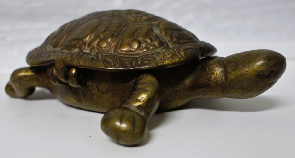 Brass Tortoise Turtle Hinged Box Vintage
