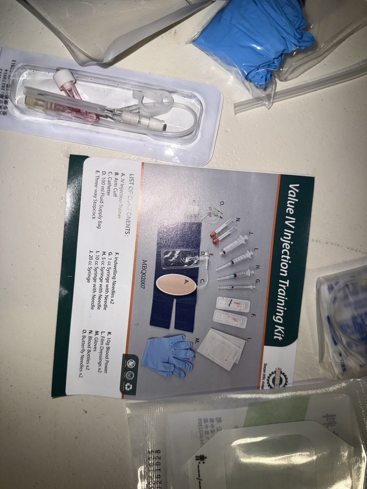 IV Practice Kit for Injection Training, Wearable Injection Practice Kit