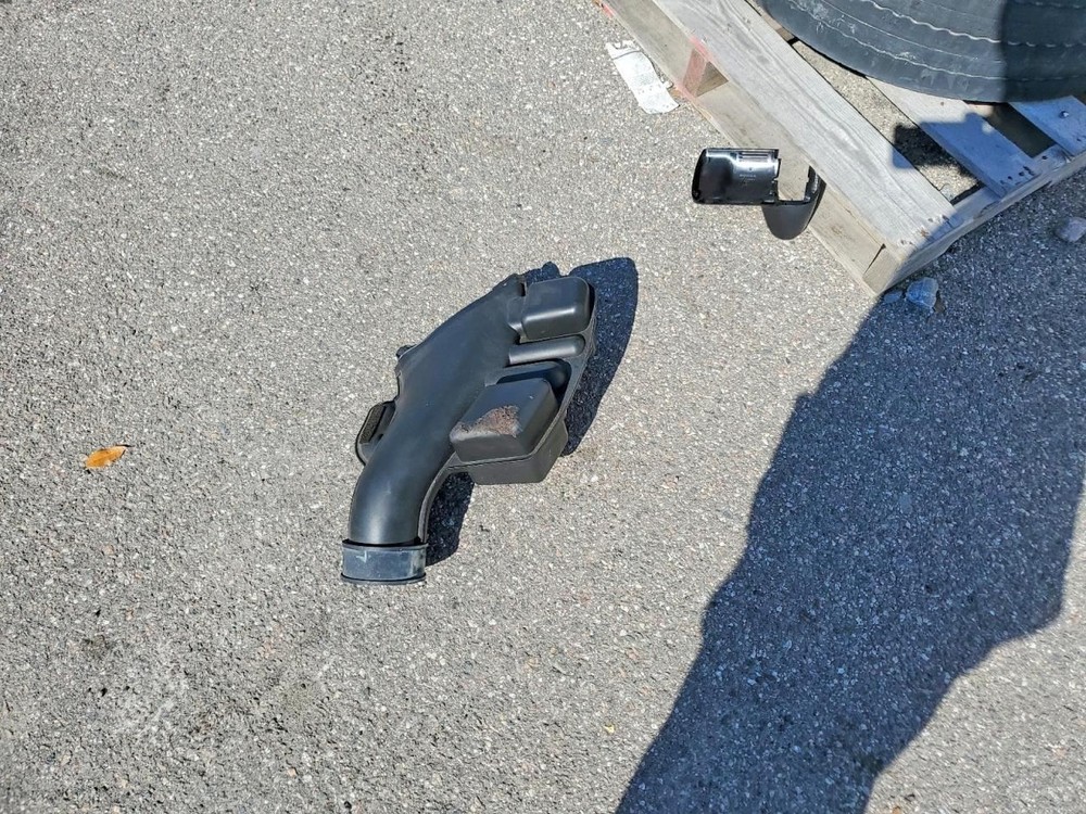 MDX 2020 Glove Box 5000588