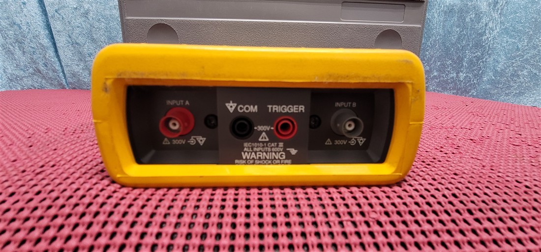 FLUKE 98 AUTOMOTOVE SCOPEMETER SERIES II OSCILLOSCOPE READ DESCRIPTION