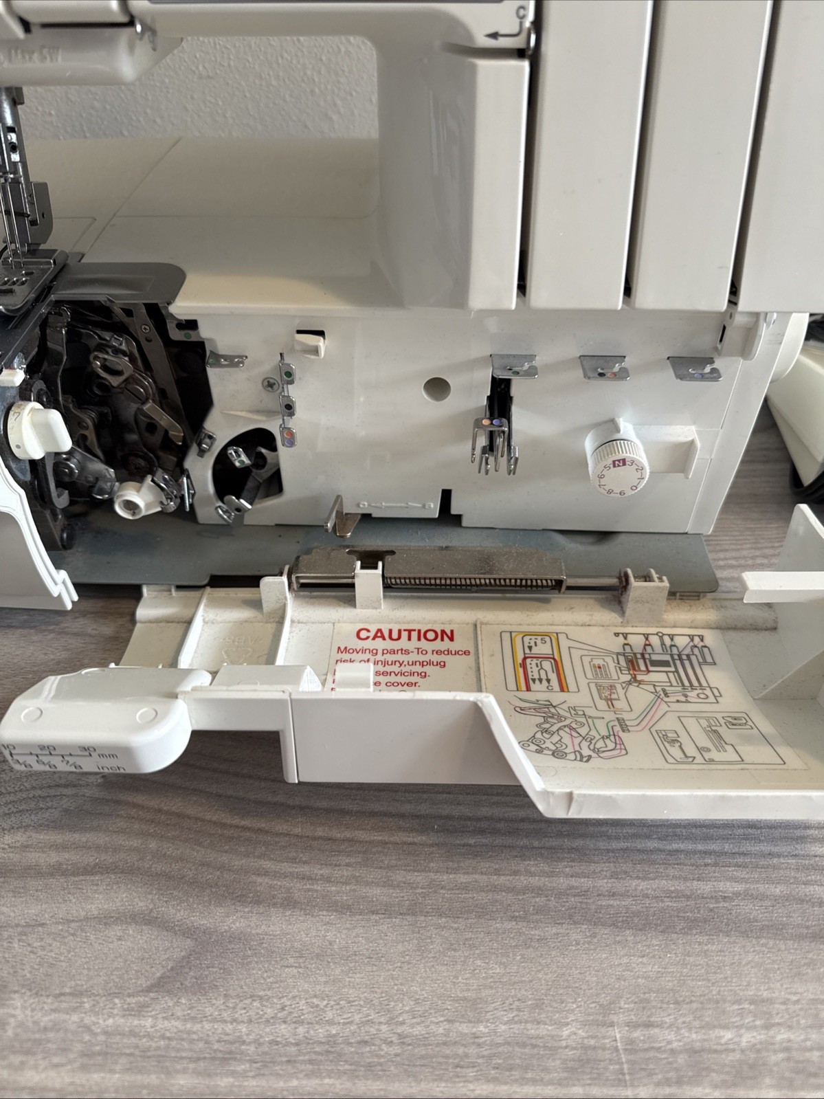 Husqvarna Viking Huskylock 936 Serger Sewing Machine Pedal Manual Extras Works