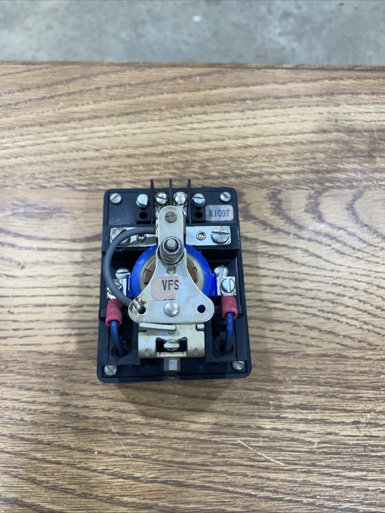 Zenith K1097 Volt/Hz Sensing Relay