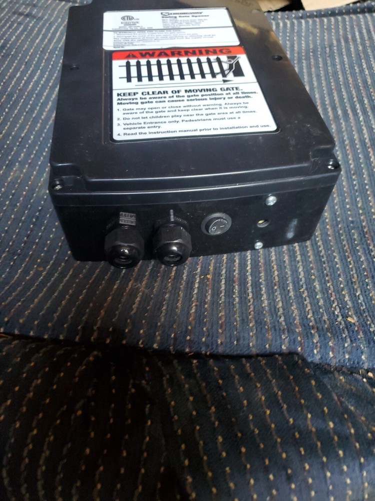Strongway Swing Gate Opener Control Box Only. 47825
