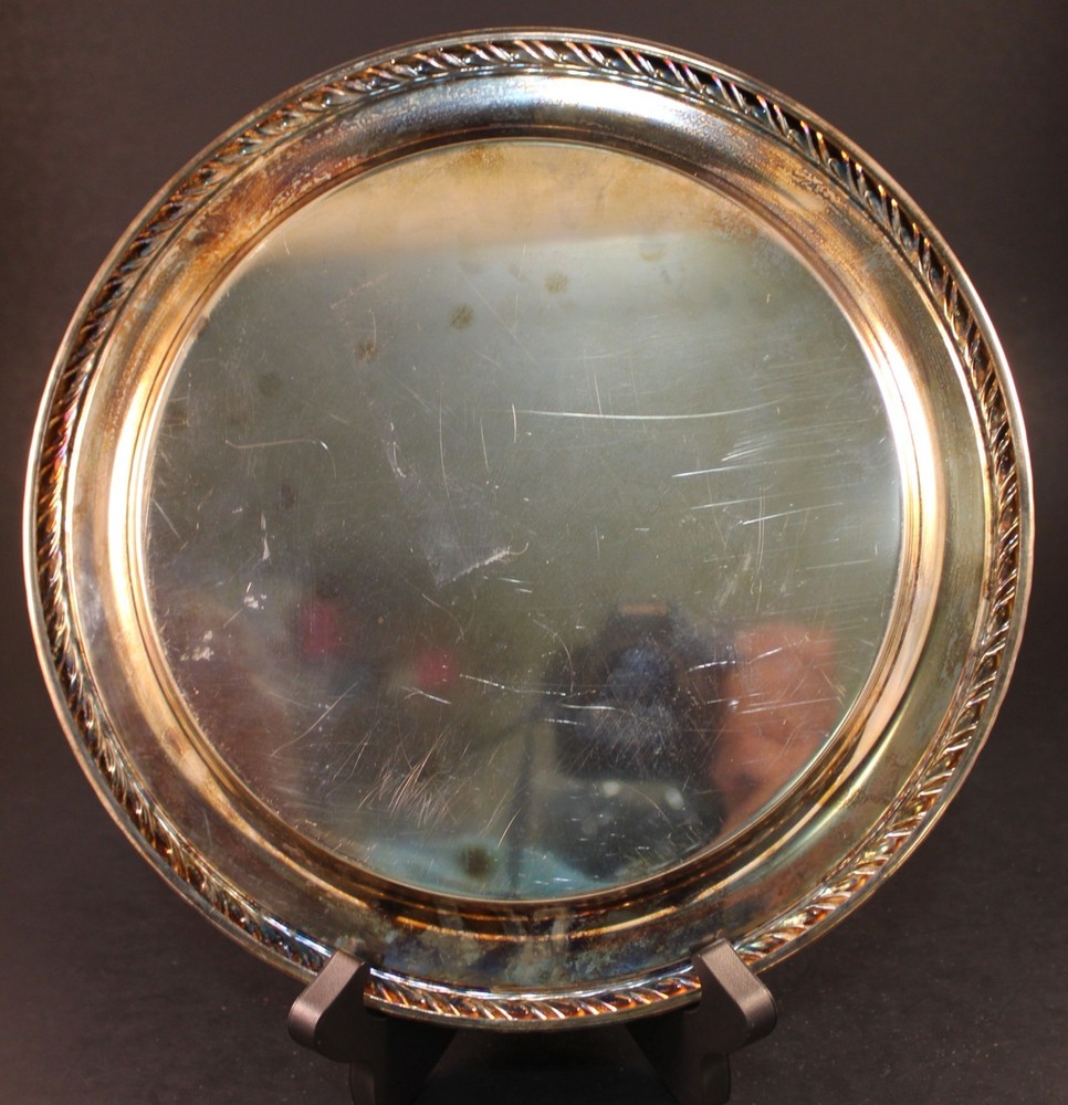 VTG Unmarked 10 1/4" Round Silverplate Platter Serving Tray