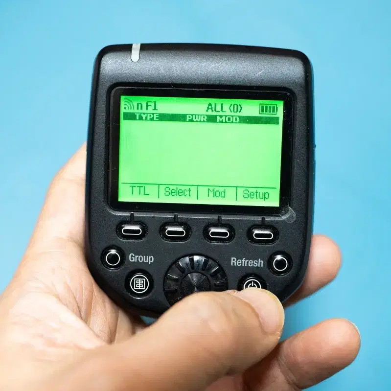 Elinchrom EL-Skyport Transmitter Pro for Canon - Sync Trigger