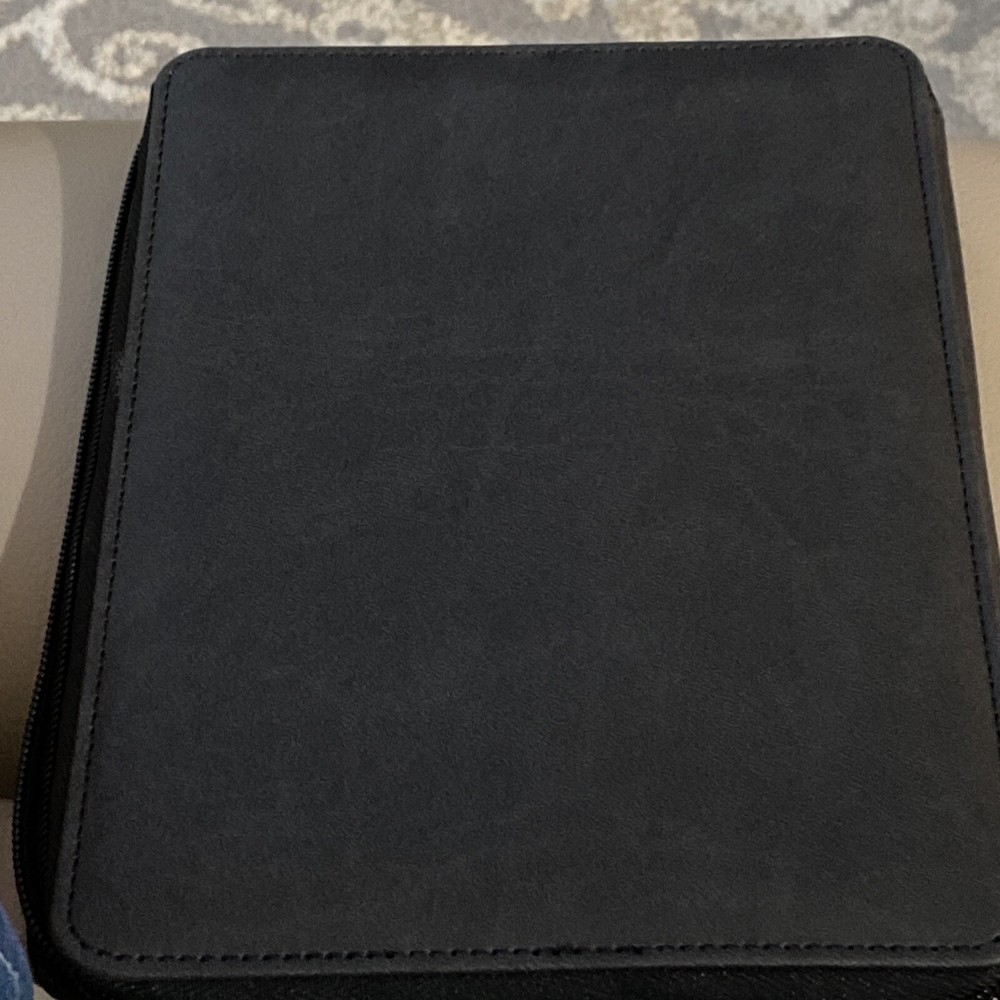 Universal -zippered notepad, folder book- NEW