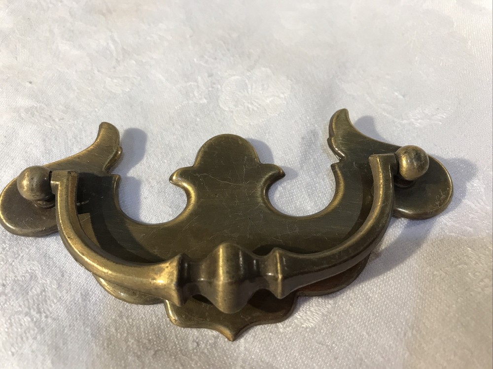 OLD CHIPPENDALE HINGED DRAWER DROP PULL SOLID BRASS BAT WING DRESSER VANITY