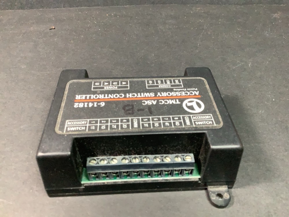 Lionel 6-14182 TMCC Accessory Switch Controller for TrainMaster Command Control