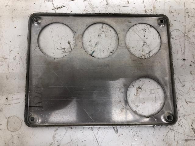 1988-2004 Freightliner FLD120 GAUGE Dash Panel - Used