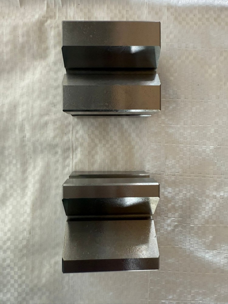 VME VB-1 Block Clamp pairs