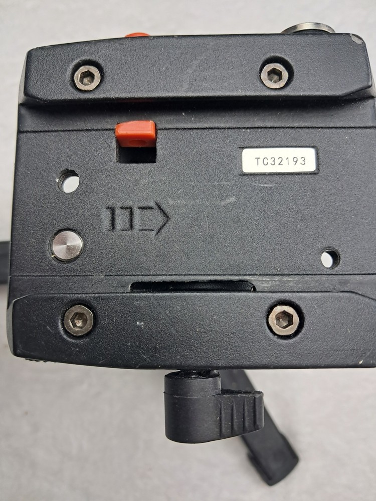 Coman Video Ballhead Q5 Tripod