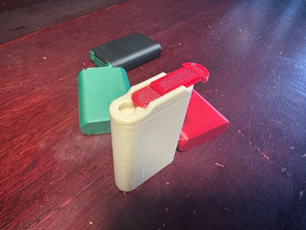 NoiseBOX Autoportioning Snuffbox - Portion out your Nasal Snuff Automatically!