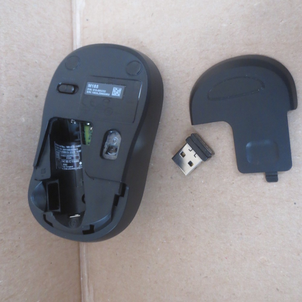 Logitech MK320 Wireless Desktop Set Keyboard / Mouse USB Black