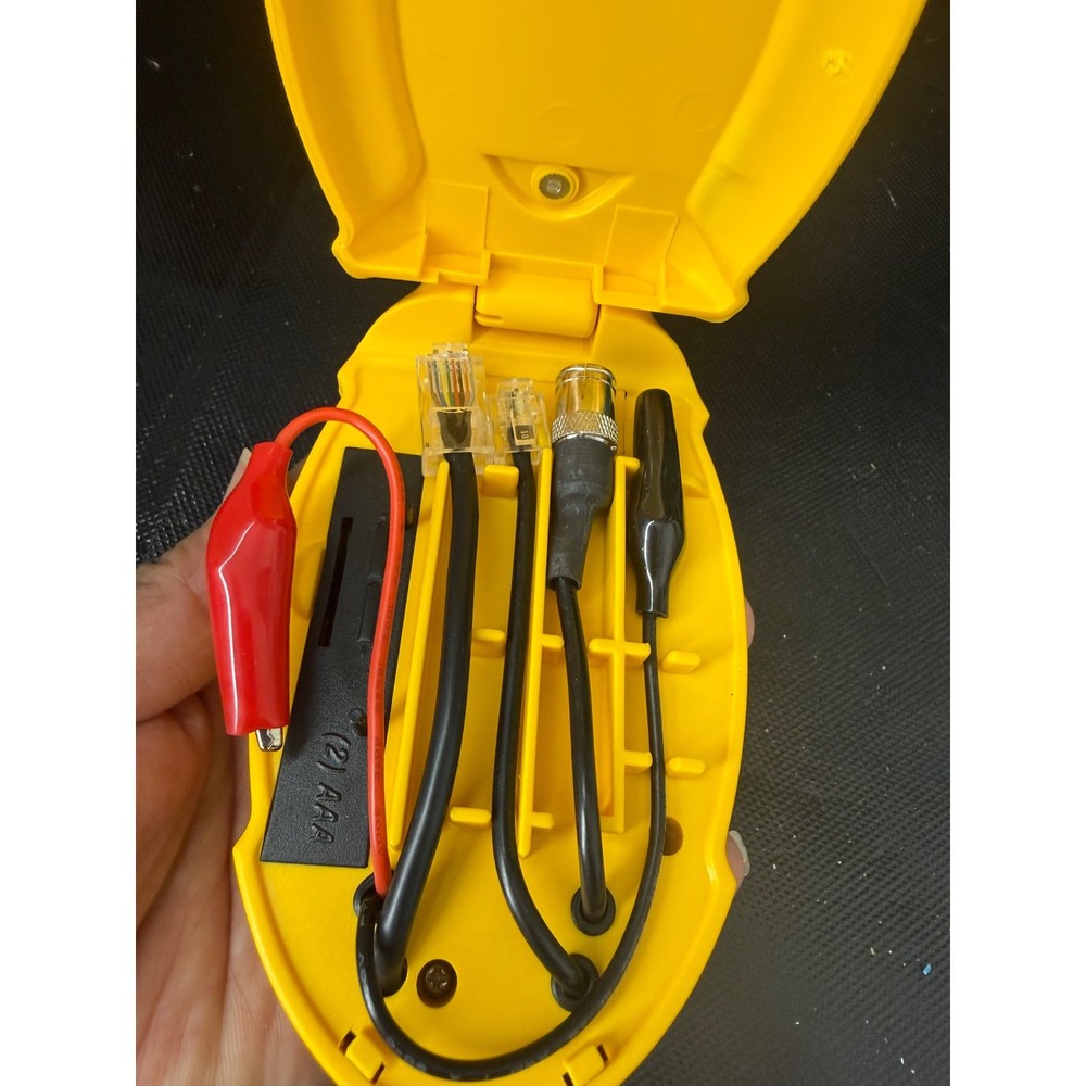 Sperry ET4220L Lan Tracker Multi-Purpose Lan Tracer Transmitter Yellow