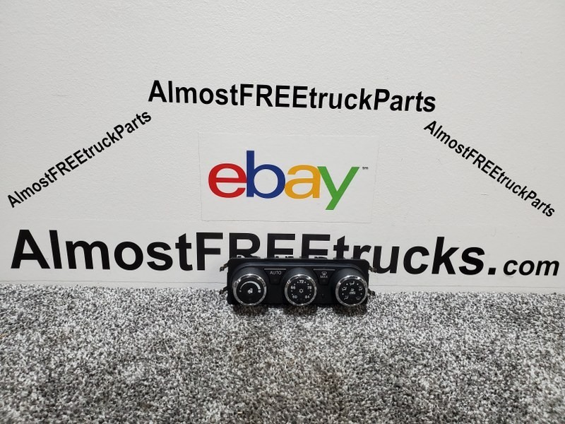 Paccar A/C Temperature Controls Q21-6032-2381 off a 2020 Pete - FREE SHIPPING