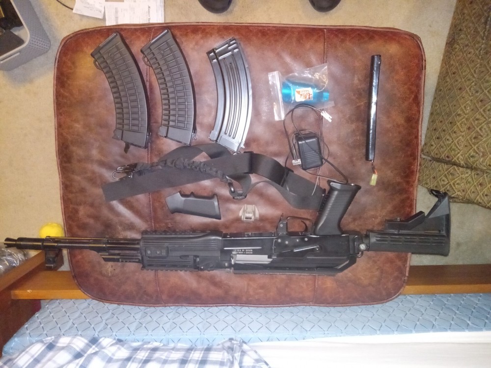 echo 1 aeg ak