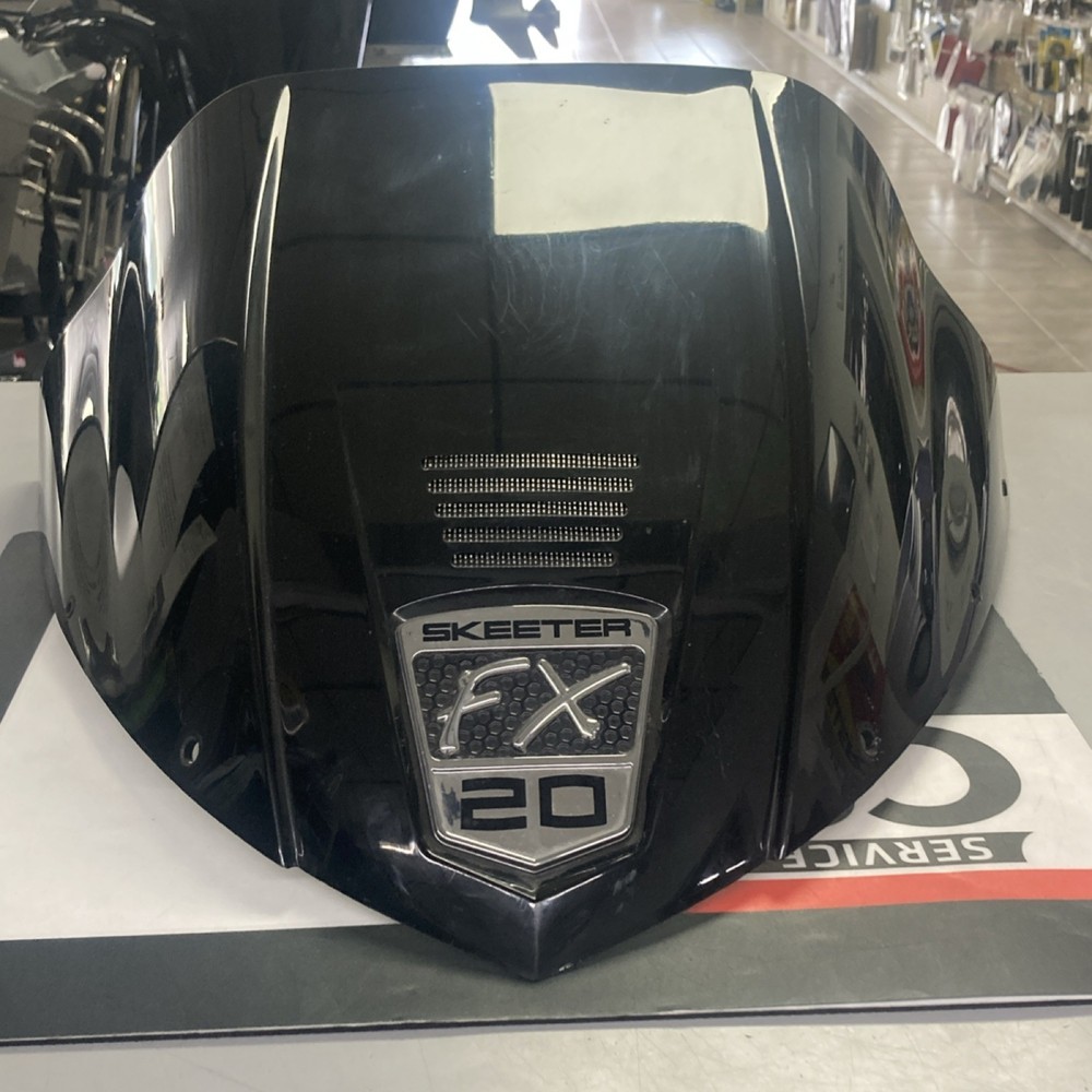 Skeeter FX 20 Windshield