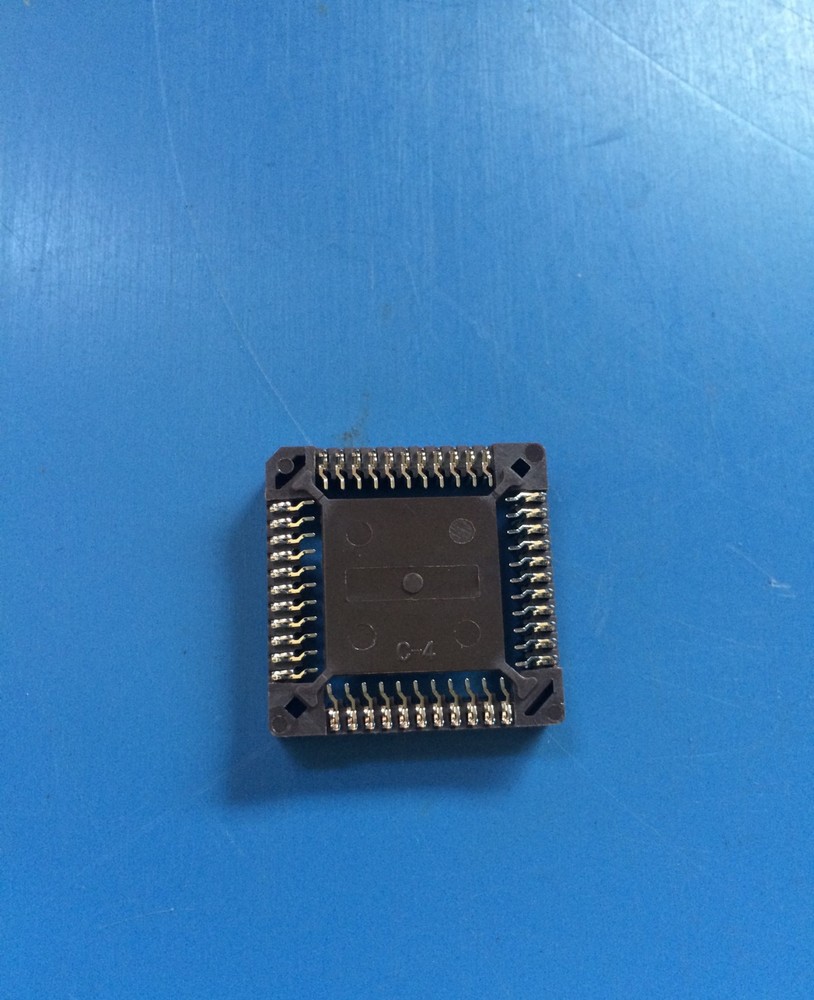 821979-3 AMP CONNECTOR 44 POSITION IC SOCKET PLCC SMT