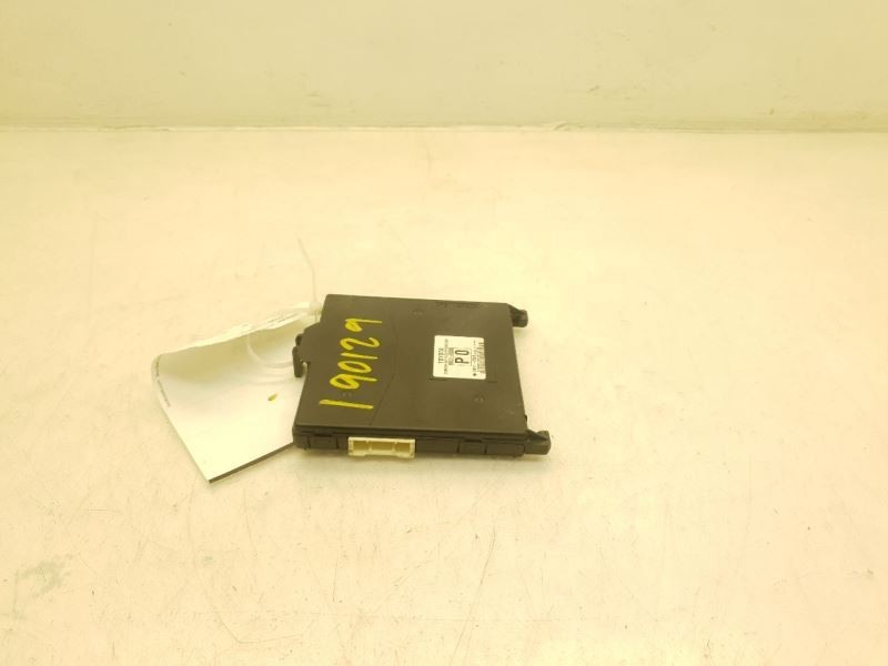 12-14 TOYOTA YARIS MULTIPLEX NETWORK BODY CONTROL MODULE ECM ASSEMBLY