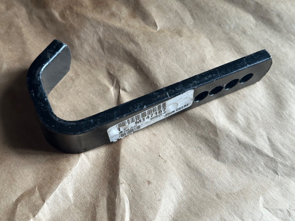 John Deere Original Equipment Runner - M147167