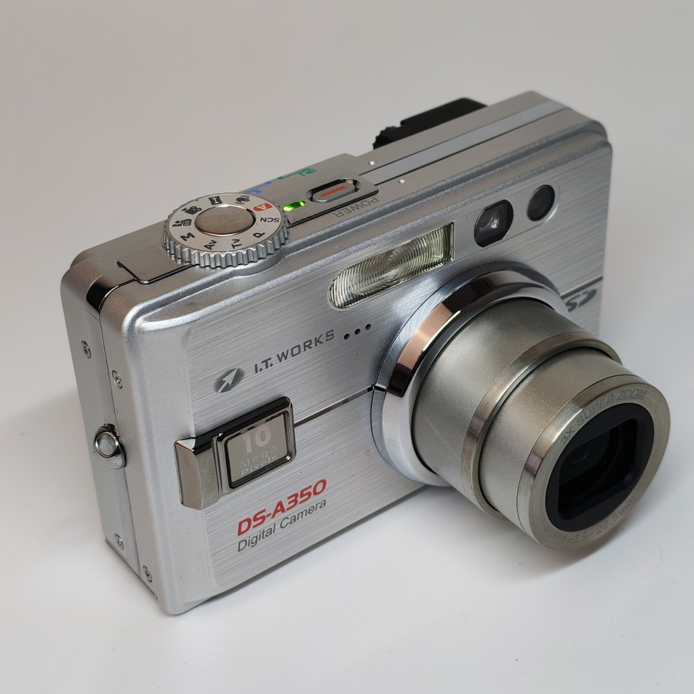 IT Works Digital Camera 10.1 Mega Pixels DS-A350 READ DESCRIPTION