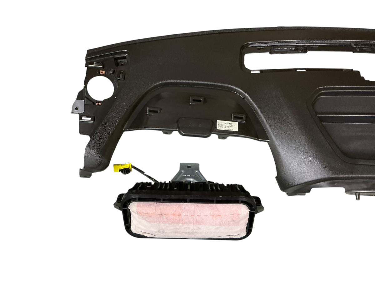 2019 20 21 22 2023 Chevy Silverado Sierra 1500-3500HD instrument panel BLACK