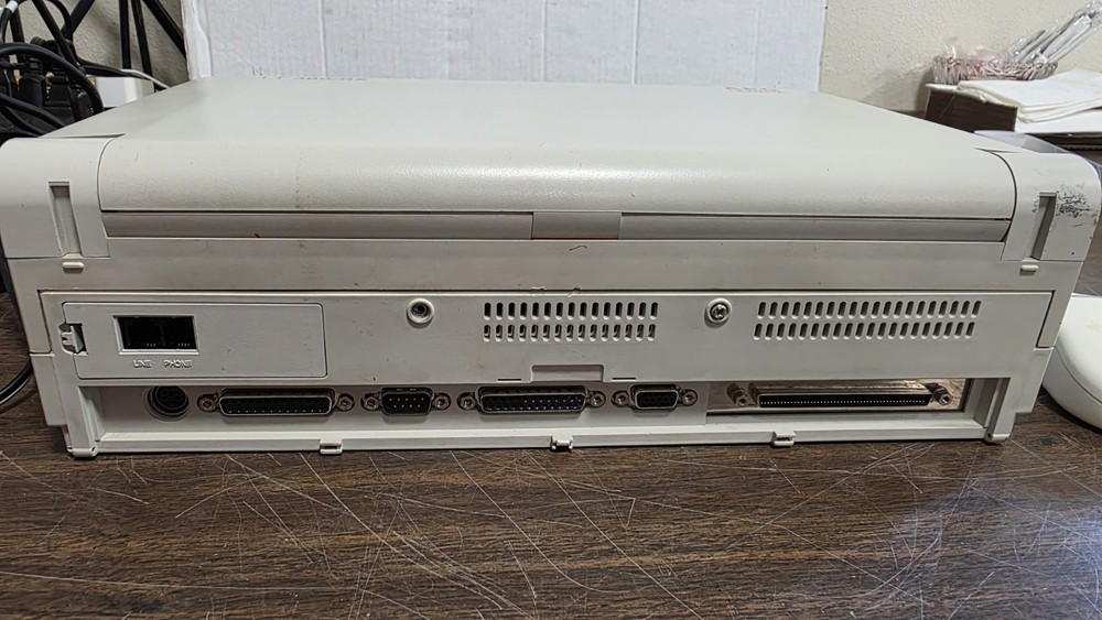 AEG Olympia LT 386/SX Computer FOR PARTS