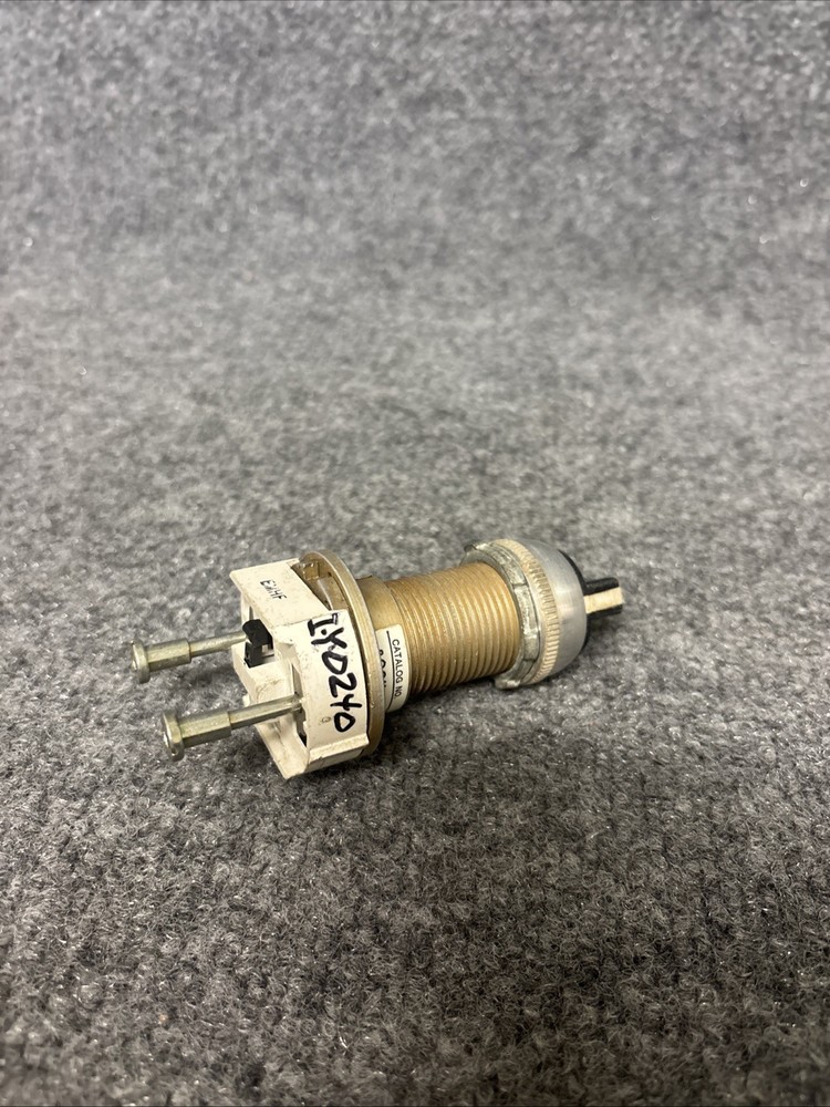 Allen-Bradley 800H-NP2KF4# Ser C Selector Switch Used