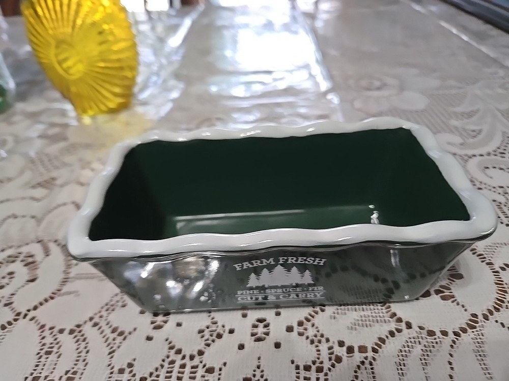 Nantucket Home Ceramic Mini Bread Loaf Pan EUC