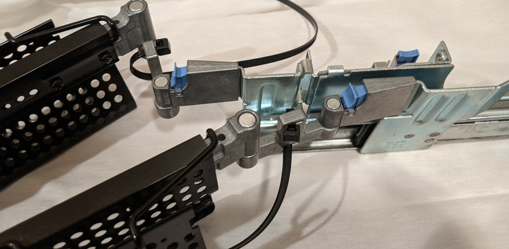 Dell 2U Cable Management Arm