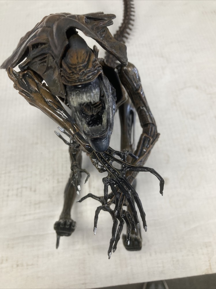 Alien Figure Loose