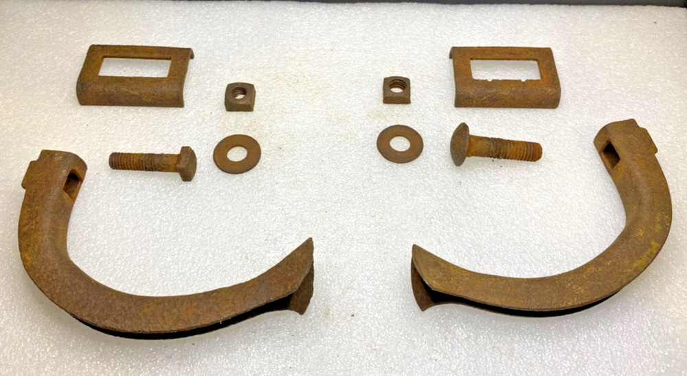 2 Antique Rustic Iron Tack Harness Hooks/Barn Hooks 6" Hanging Hooks